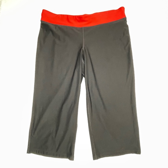 Women’s Version Leggings/Yoga Pants 40/23, black/red - Picture 1 of 9